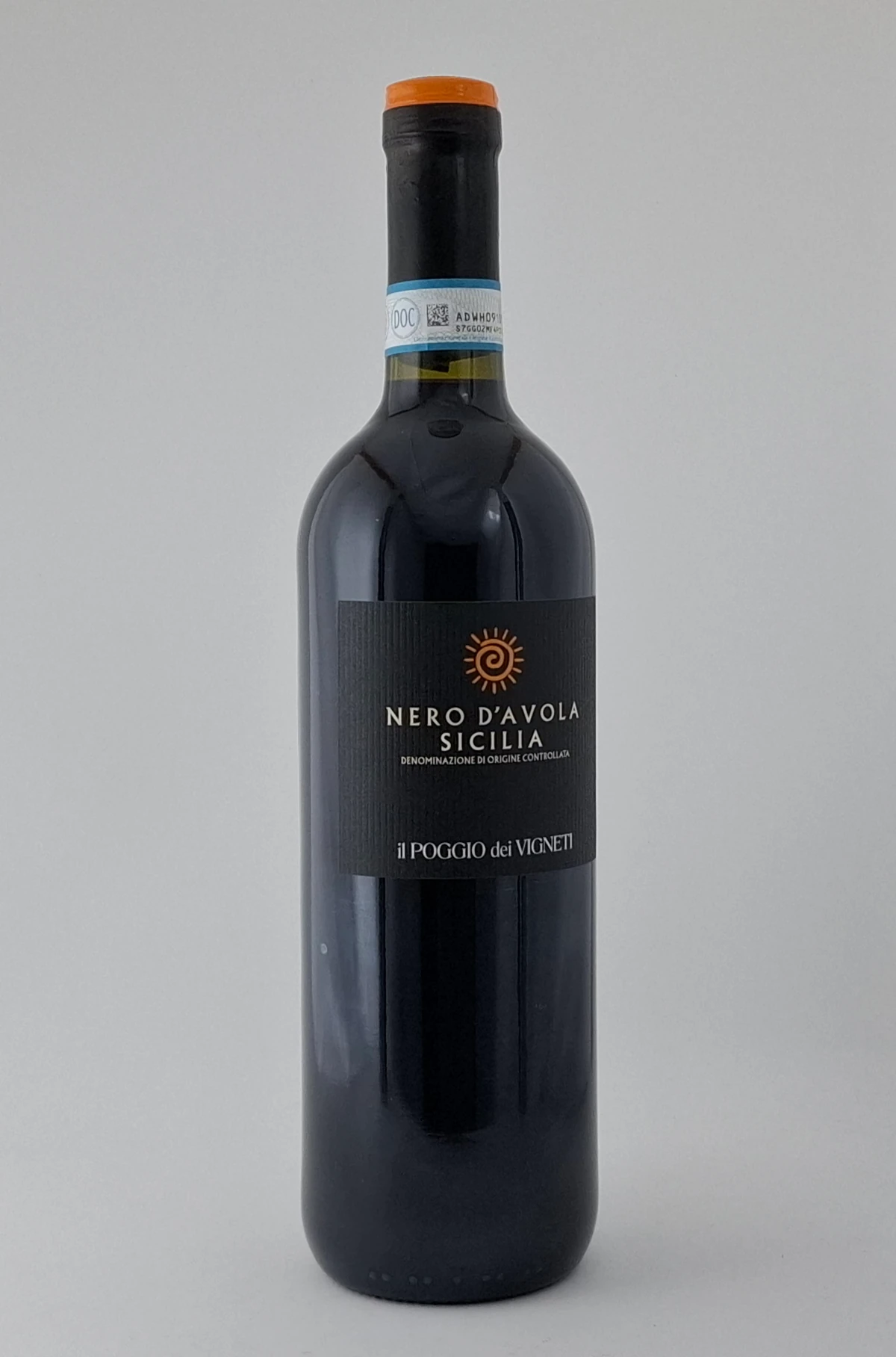 Nero D´Avola Sicilia DOC | Verga| 0.75L | 2024 | 12.5% vol. alc. Nero D´Avola Sicilia DOC | Verga| 0.75L | 2024 | 12.5% vol. alc.