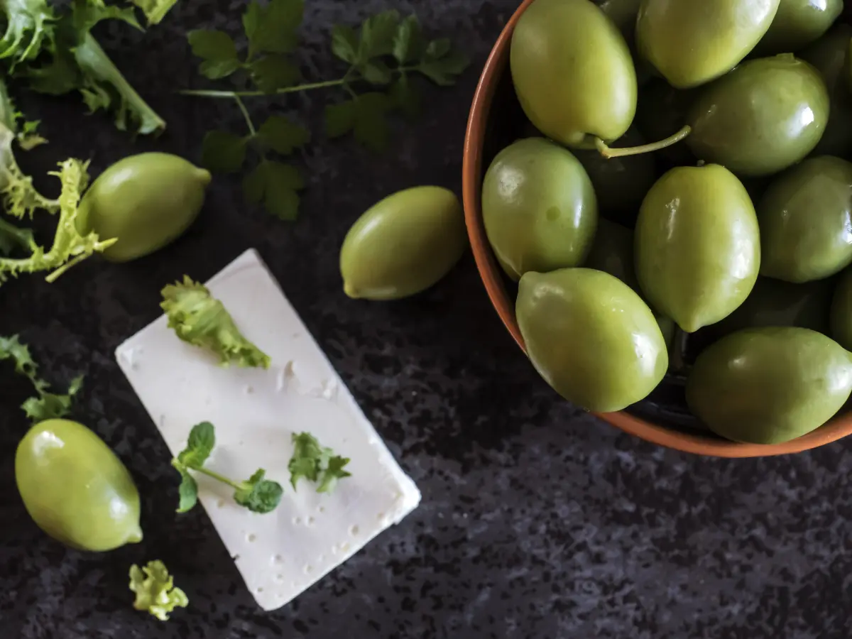 gruene_oliven_feta gruene_oliven_feta