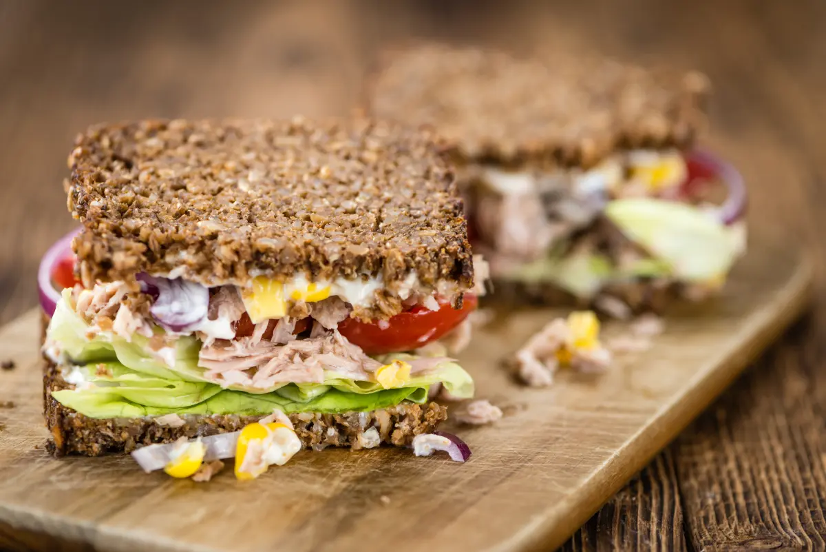 Thunfisch_sandwiche_Volkornbrot Thunfisch_sandwiche_Volkornbrot