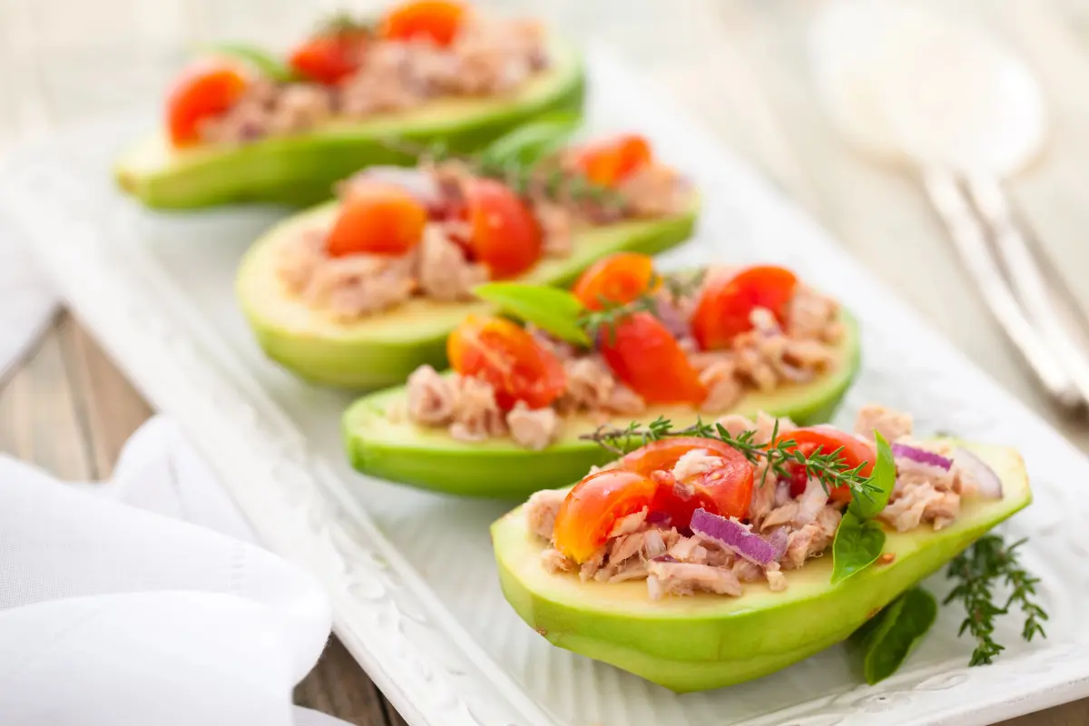 Thunfisch_Avocadosalat_Tomate Thunfisch_Avocadosalat_Tomate
