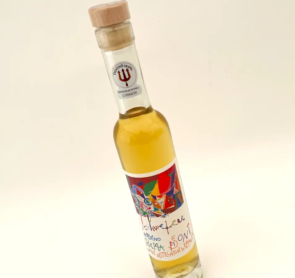 riccardo_schweizer_grappa_barricata_destillerie_pisoni riccardo_schweizer_grappa_barricata_destillerie_pisoni