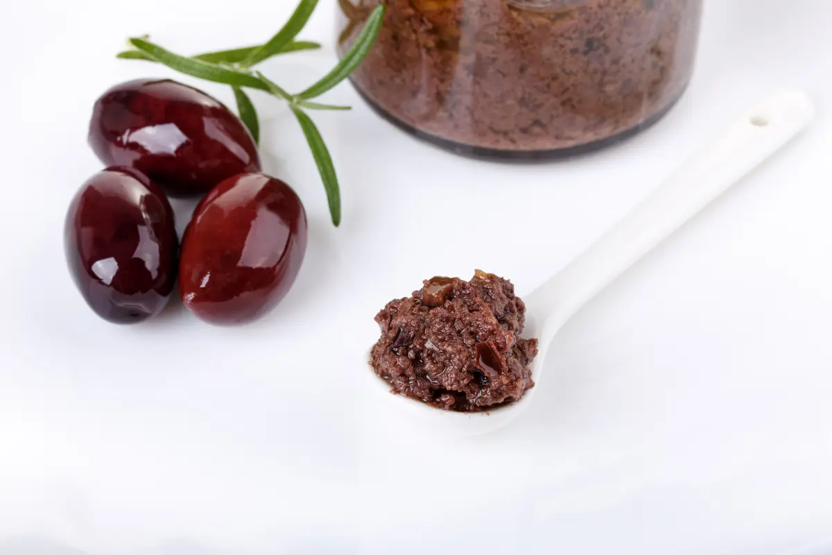 kalamata_tapenade_olivenpaste kalamata_tapenade_olivenpaste