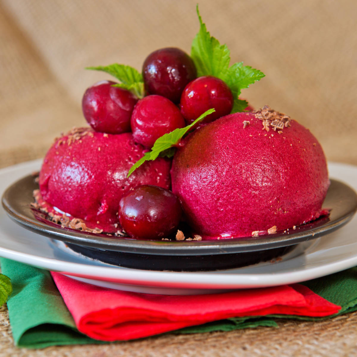 Amarena Kirschen mit Eis