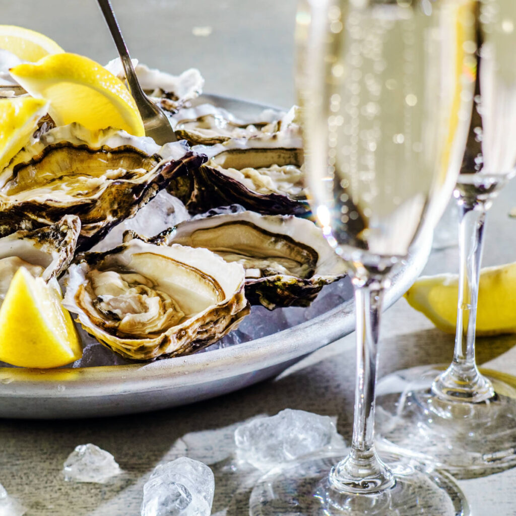 Sekt zu Muschelgericht